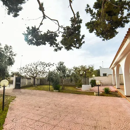 Vivi Salento - A Villa Torre Lapillo
